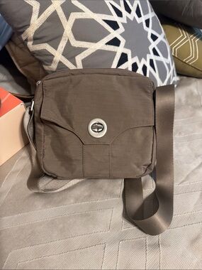 Baggallini Taupe Crossbody Shoulder Bag with Turn-Lock